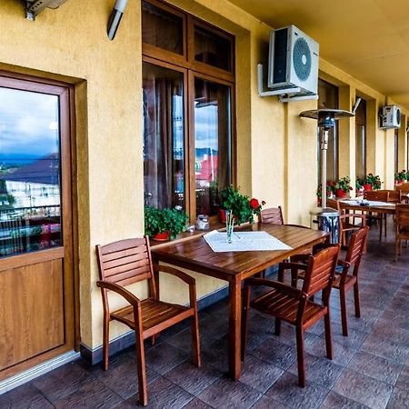 Valea Regilor Reghin Hotel Exterior photo